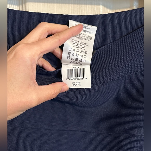 BCBGMaxAzria Alexa Bandage Pencil Skirt, Navy Blue, Sz M - Picture 7 of 7